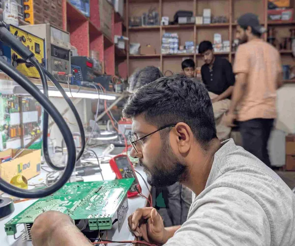 Trusted Solar Panel Installer & Repair Company in Lahore